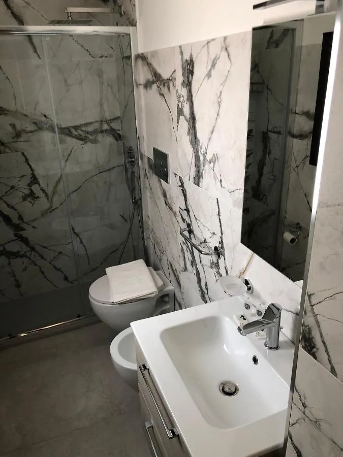 شقة Pacini Relax Suites كاتانيا إيطاليا